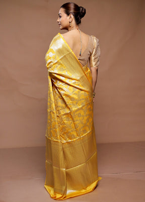 Yellow Uppada Silk Saree With Blouse Piece