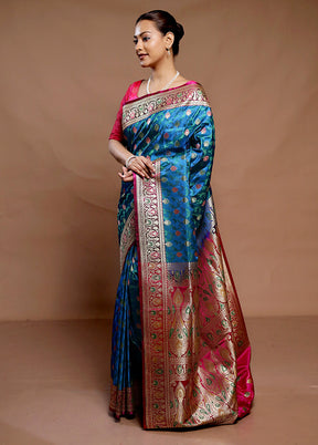 Blue Handloom Tanchoi Pure Silk Saree With Blouse Piece