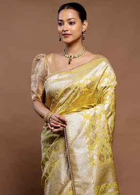 Yellow Uppada Silk Saree With Blouse Piece