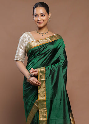 Green Handloom Kanjivaram Pure Silk Saree With Blouse Piece