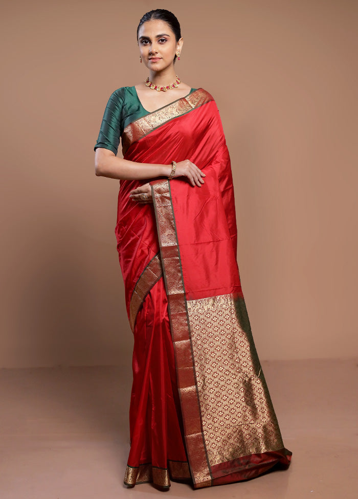 Red Handloom Kanjivaram Pure Silk Saree With Blouse Piece