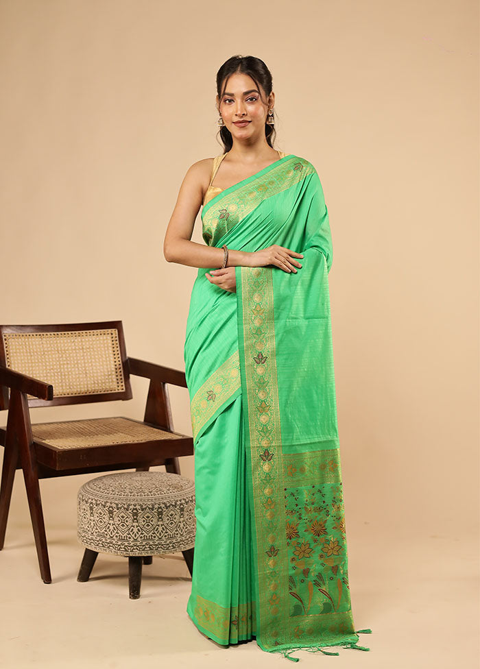 Green Dupion Silk Saree With Blouse Piece