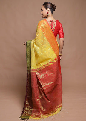 Yellow Cotton Saree With Blouse Piece