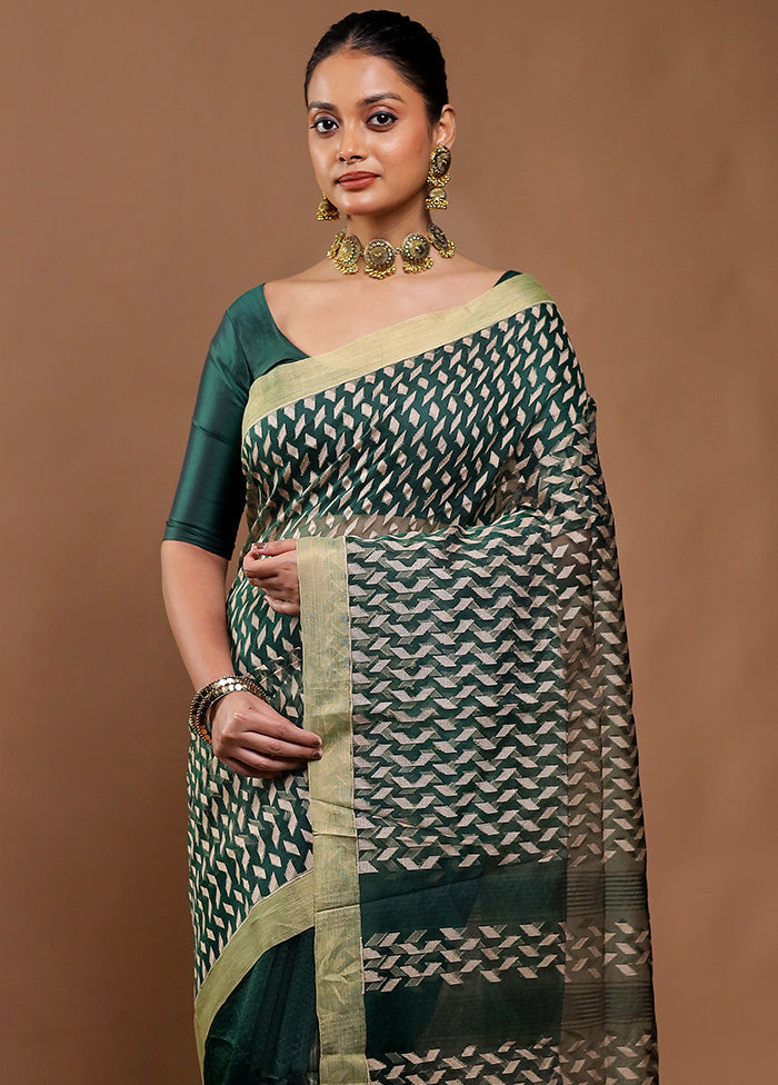 Green Cotton Saree With Blouse Piece