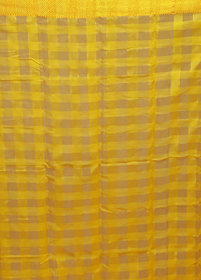 Yellow Cotton Saree With Blouse Piece