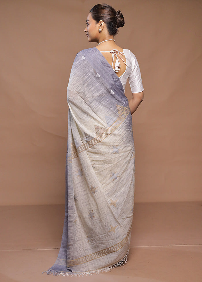 Cream Cotton Saree With Blouse Piece