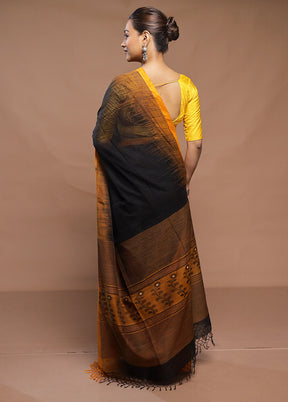 Yellow Cotton Saree With Blouse Piece