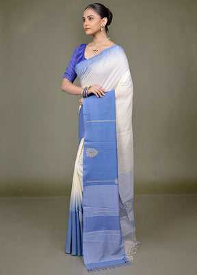 Cream Pure Cotton Saree With Blouse Piece
