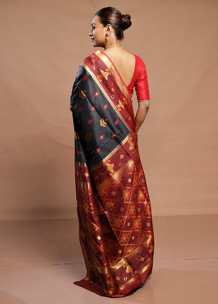 Black Dupion Silk Saree With Blouse Piece