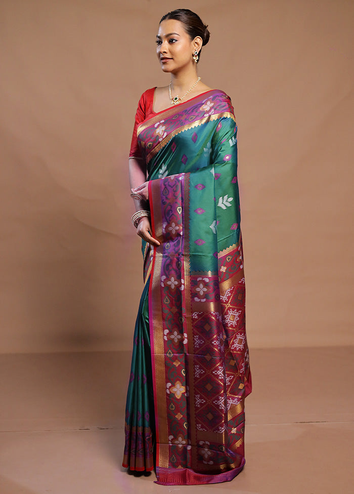 Green Dupion Silk Saree With Blouse Piece