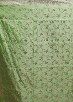 Green Tanchoi Silk Saree With Blouse Piece