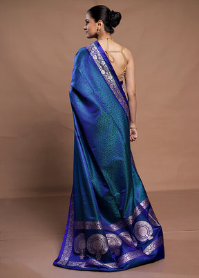 Blue Tanchoi Silk Saree With Blouse Piece