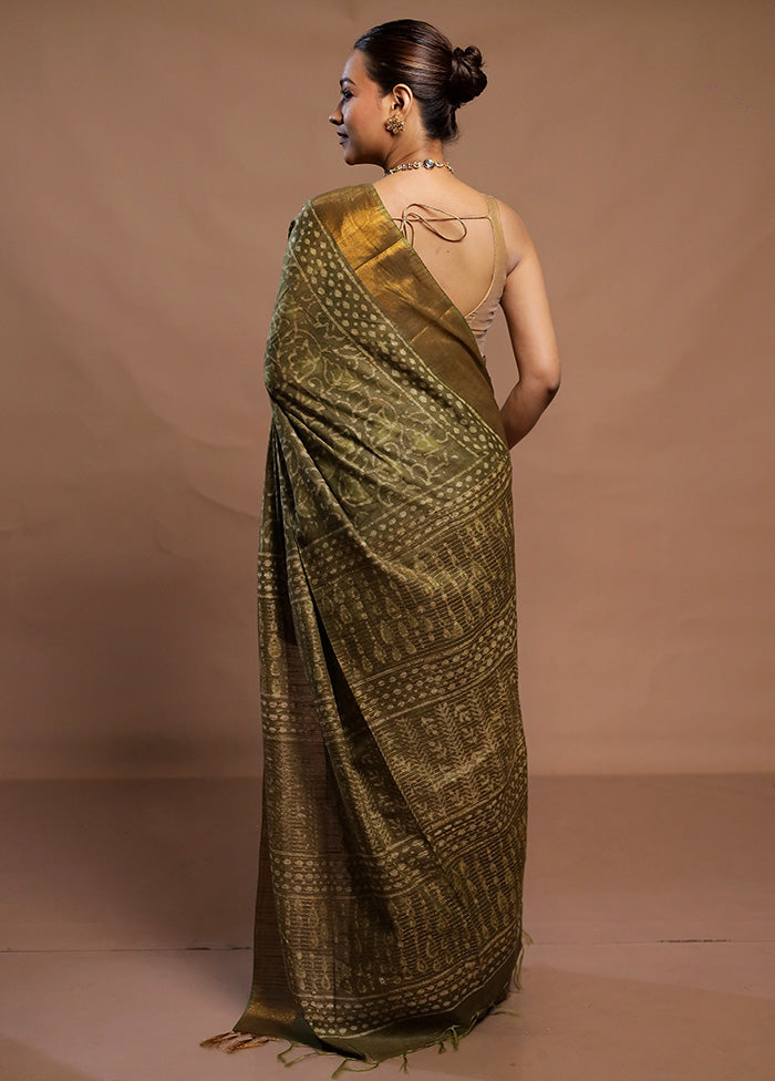 Green Linen Silk Saree With Blouse Piece