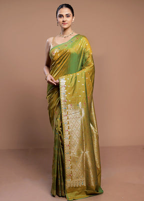 Green Dupion Silk Saree With Blouse Piece