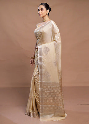 Cream Dupion Silk Saree With Blouse Piece
