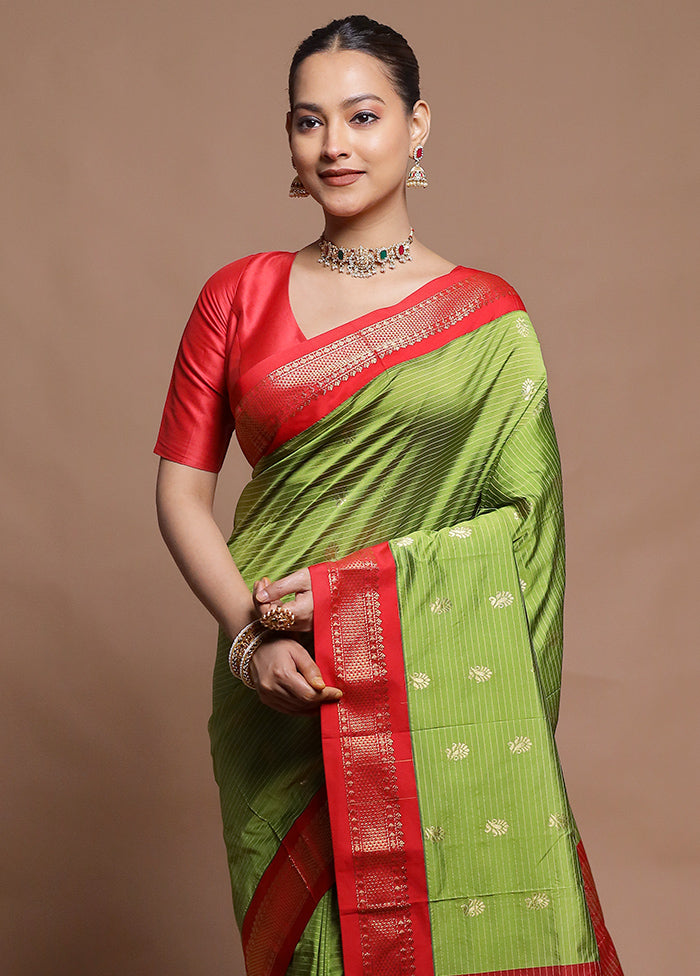 Green Kanjivaram Silk Saree With Blouse Piece