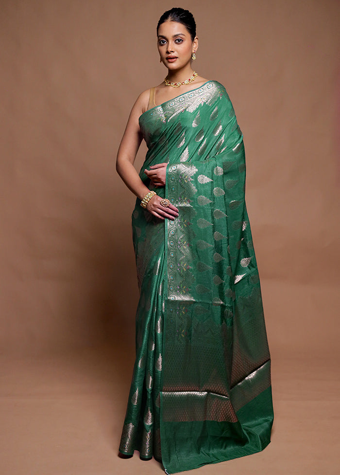 Green Dupion Silk Saree With Blouse Piece