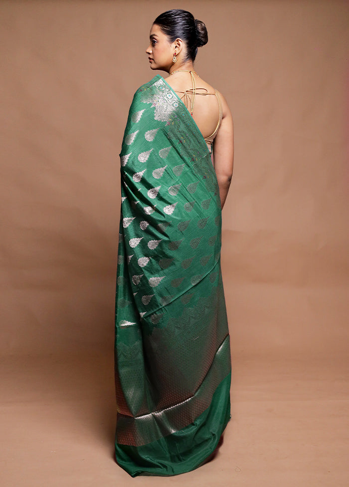 Green Dupion Silk Saree With Blouse Piece