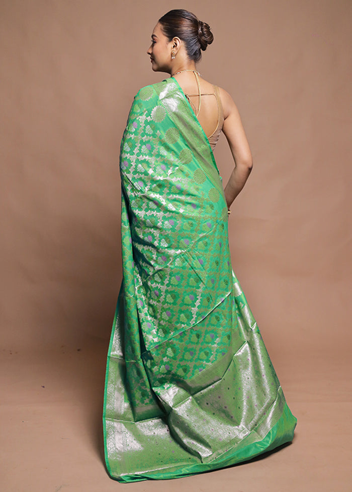 Green Kora Silk Saree With Blouse Piece