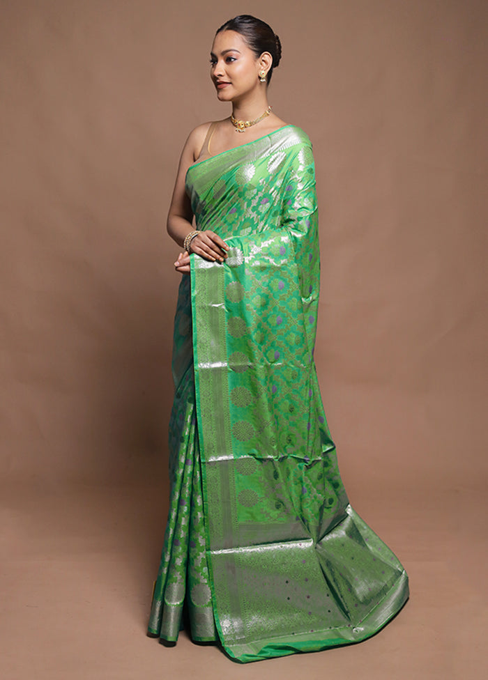 Green Kora Silk Saree With Blouse Piece