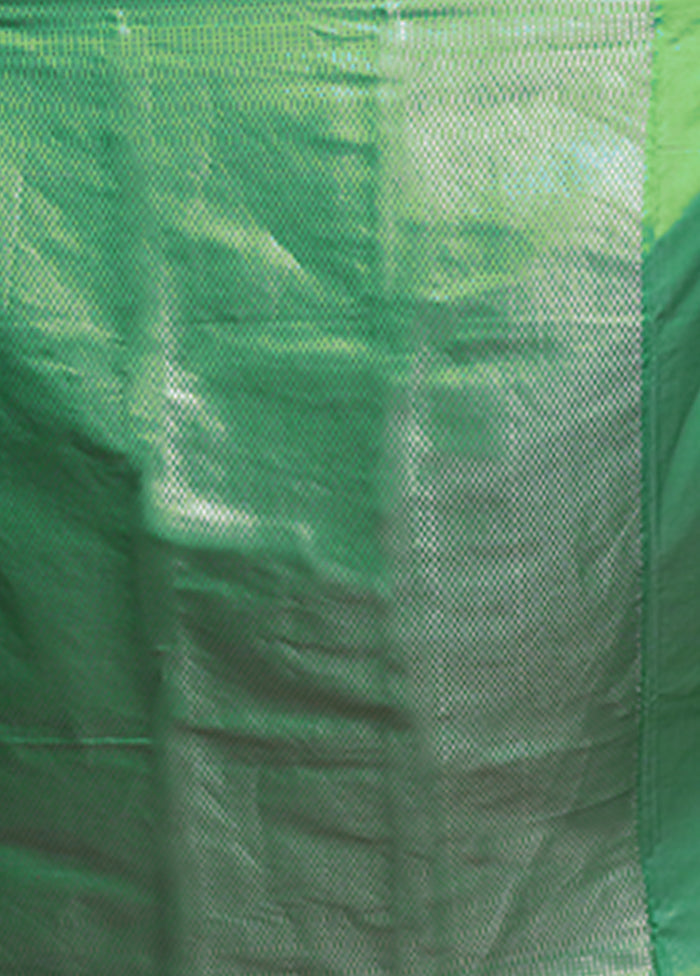 Green Kora Silk Saree With Blouse Piece