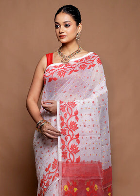 White Tant Jamdani Saree Without Blouse Piece