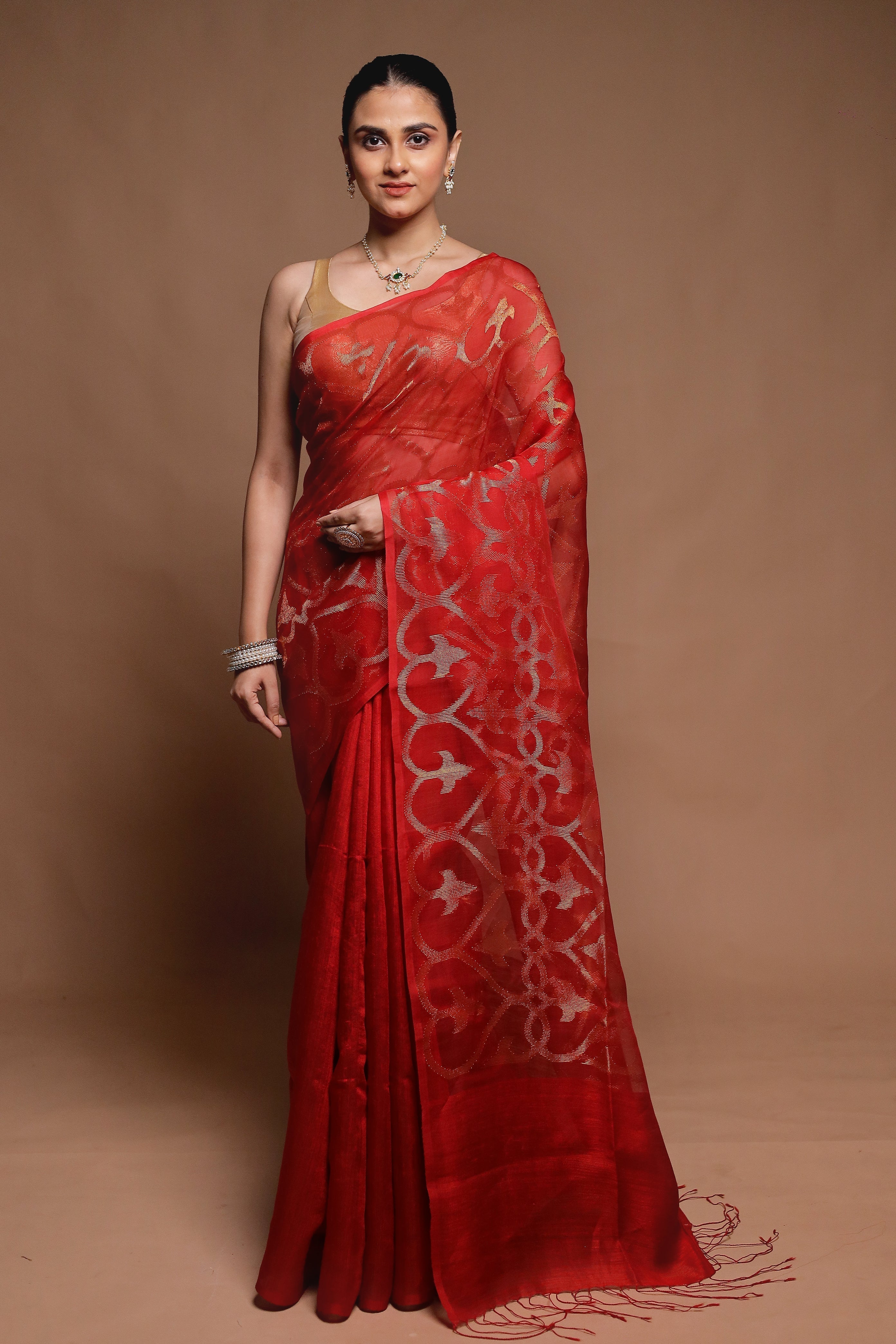 Red Handloom Matka Pure Silk Saree With Blouse Piece