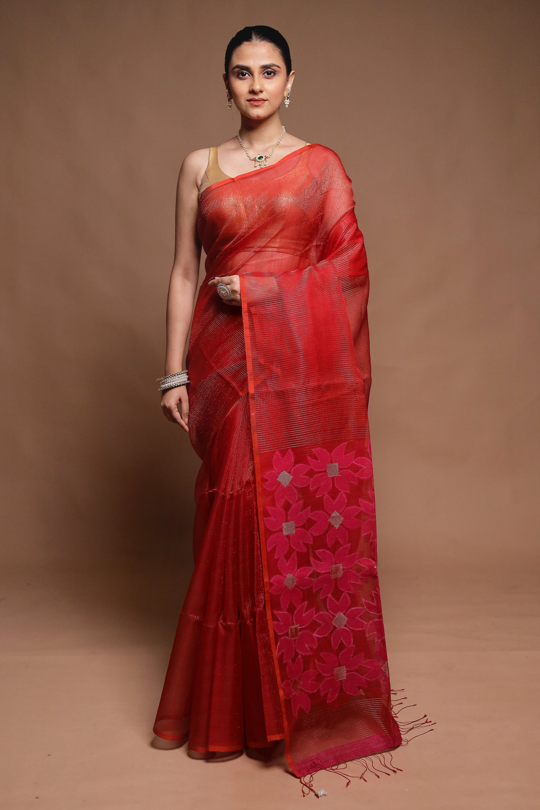 Red Handloom Matka Pure Silk Saree With Blouse Piece