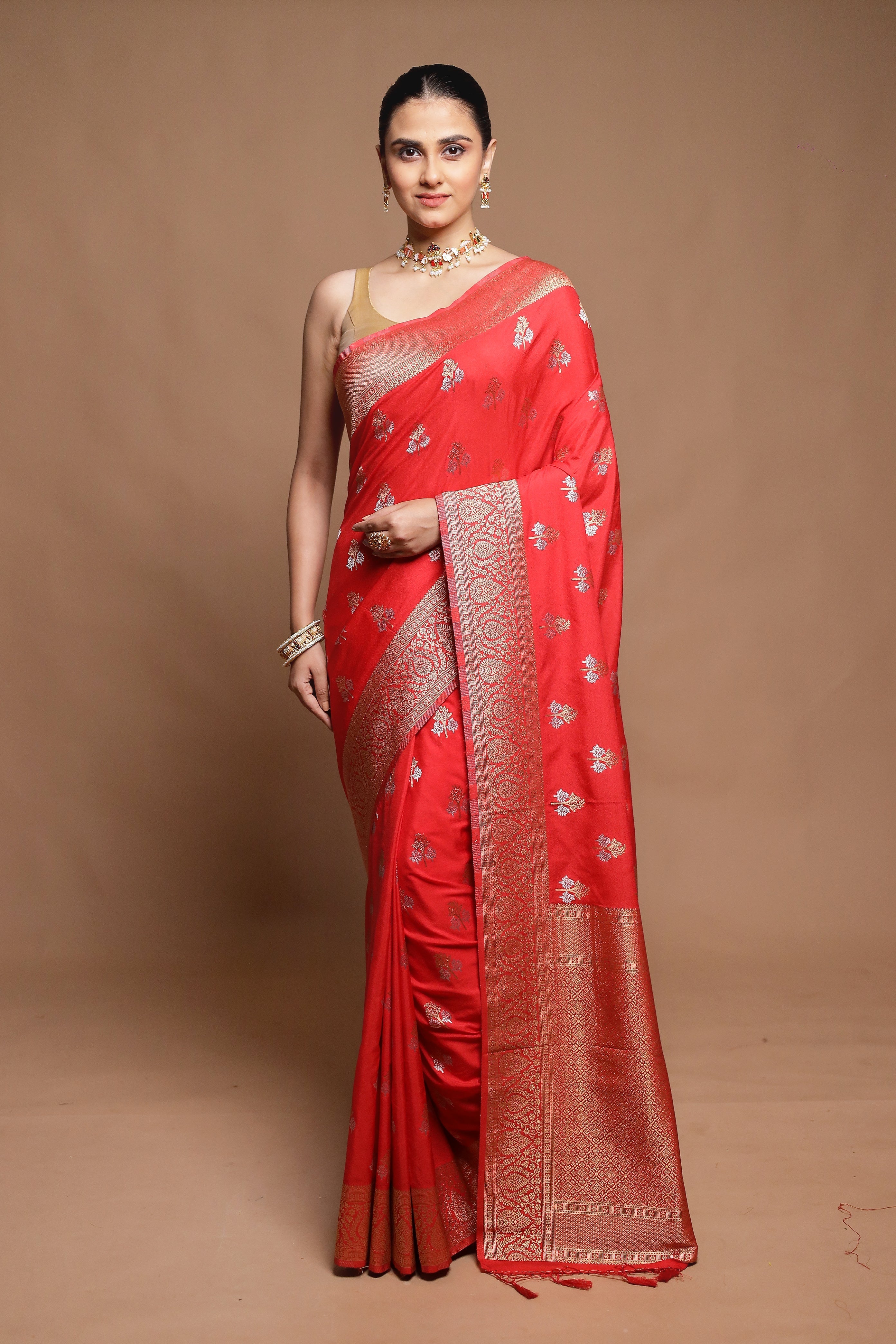 Red Dupion Silk Saree With Blouse Piece