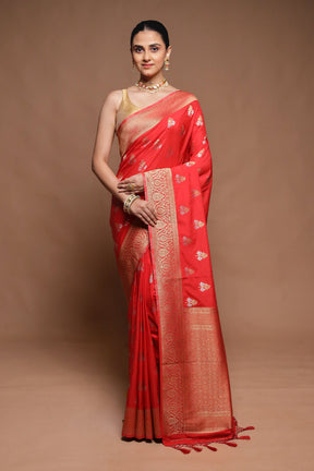 Red Dupion Silk Saree With Blouse Piece
