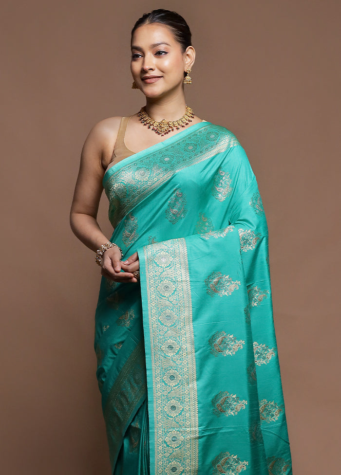 Green Dupion Silk Saree With Blouse Piece