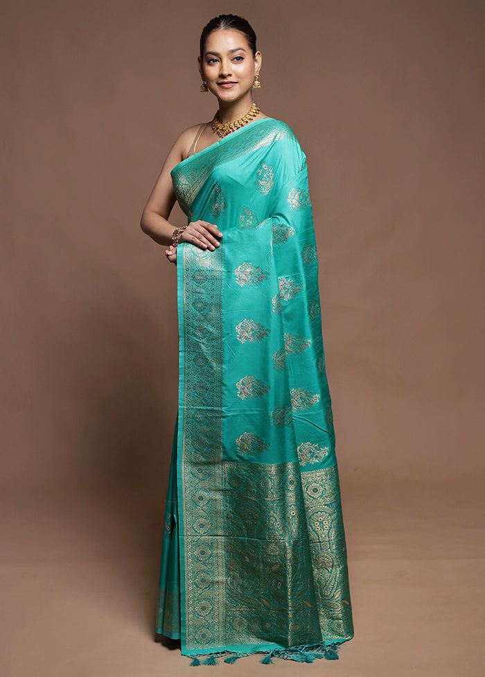 Green Dupion Silk Saree With Blouse Piece
