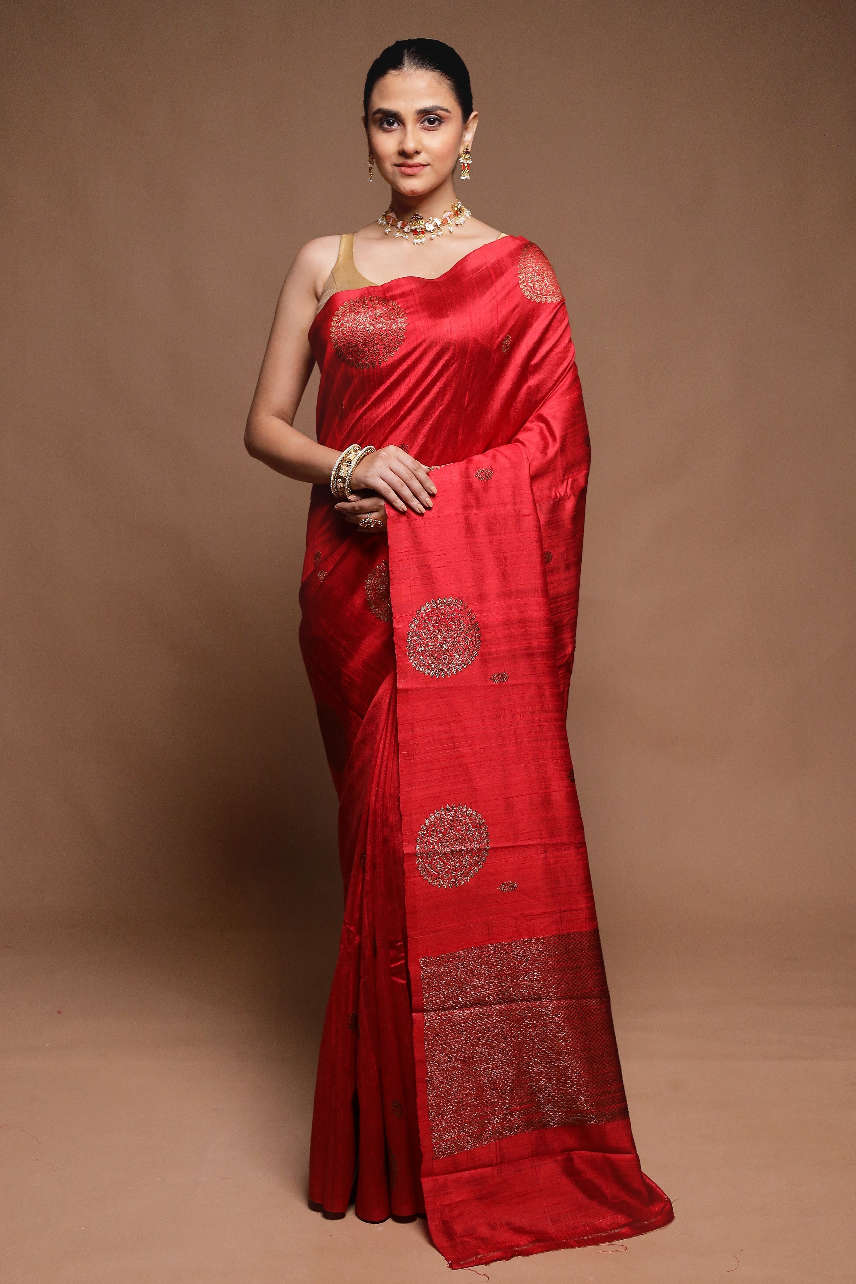 Red Handloom Tussar Pure Silk Saree With Blouse Piece