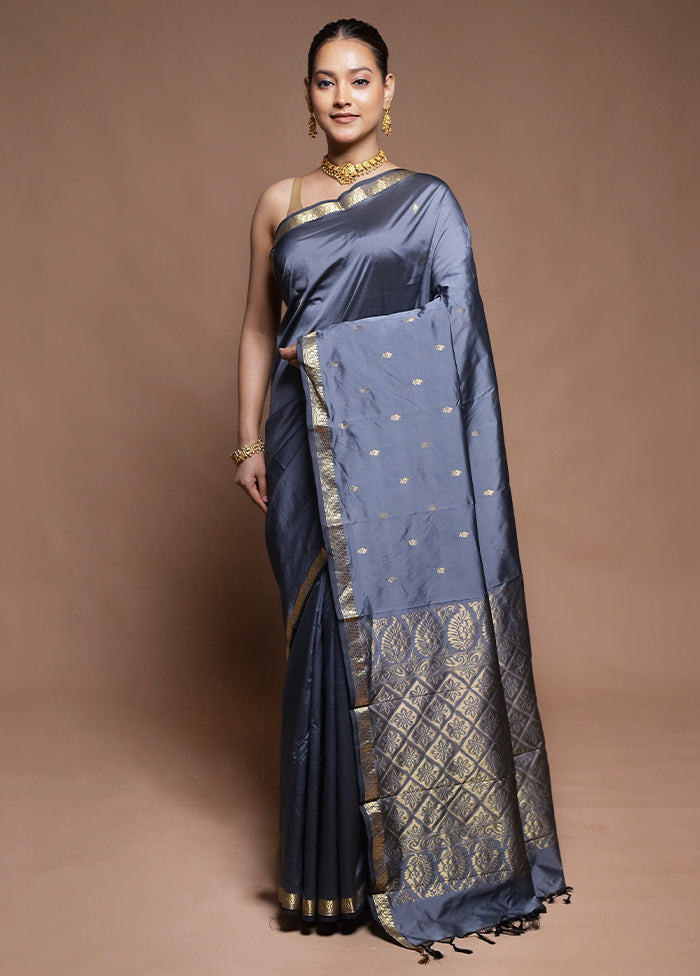 Grey Kanjivaram Silk Saree With Blouse Piece