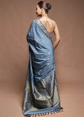 Green Kanjivaram Silk Saree With Blouse Piece