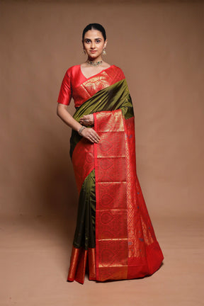 Green Kanjivaram Silk Saree With Blouse Piece