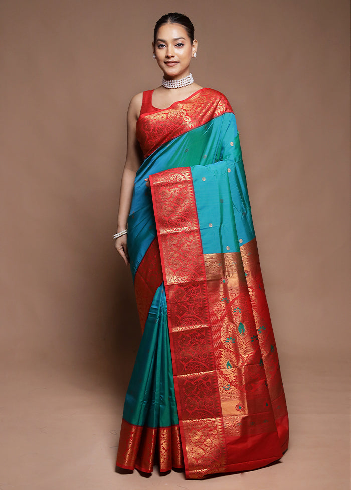 Green Kanjivaram Silk Saree With Blouse Piece