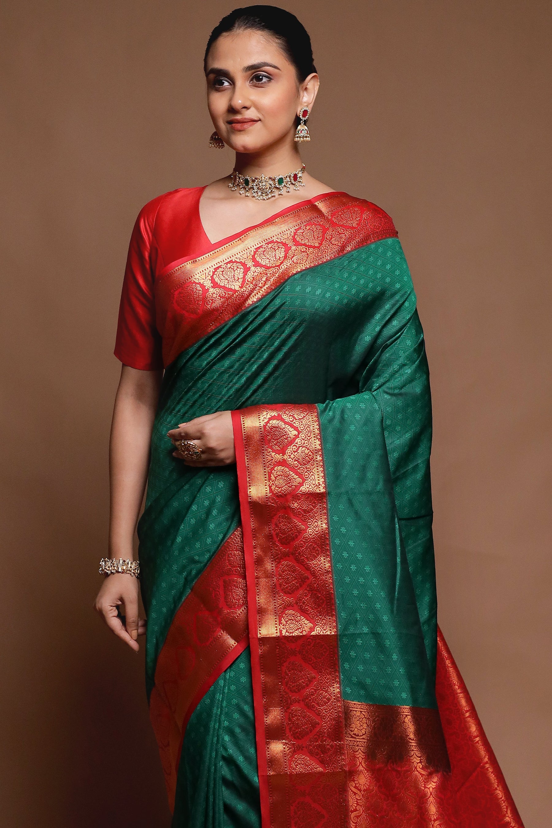 Green Kanjivaram Silk Saree With Blouse Piece