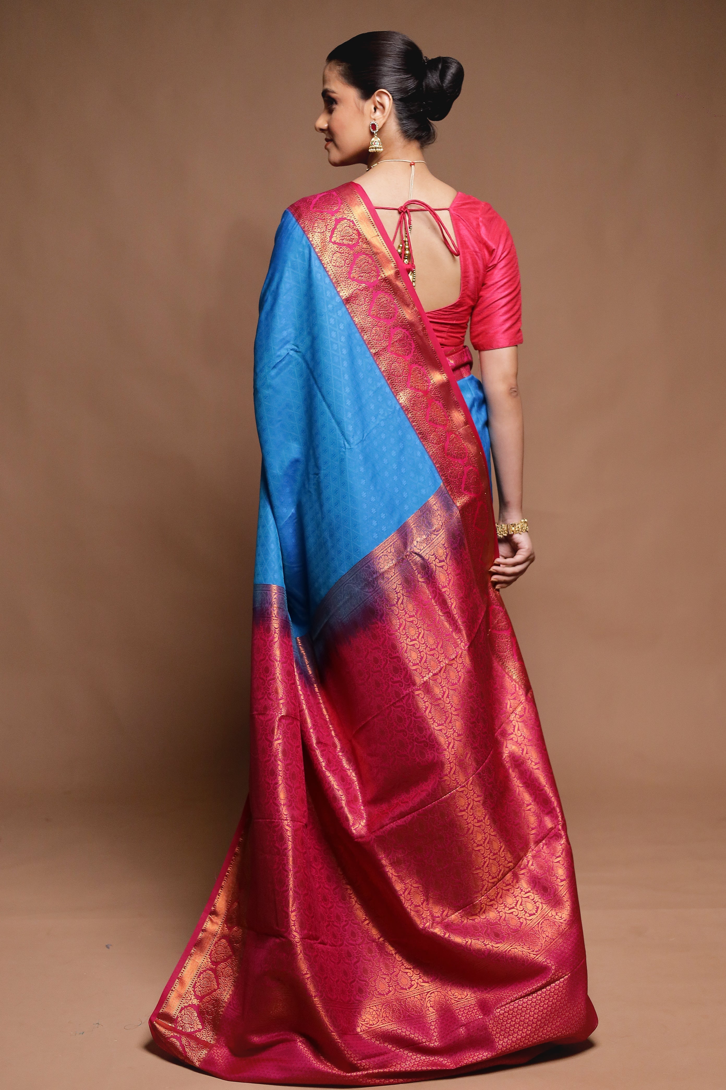 Blue Kanjivaram Silk Saree With Blouse Piece