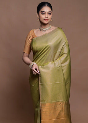Green Dupion Silk Saree With Blouse Piece