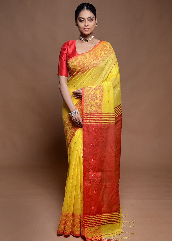 Yellow Cotton Saree With Blouse Piece