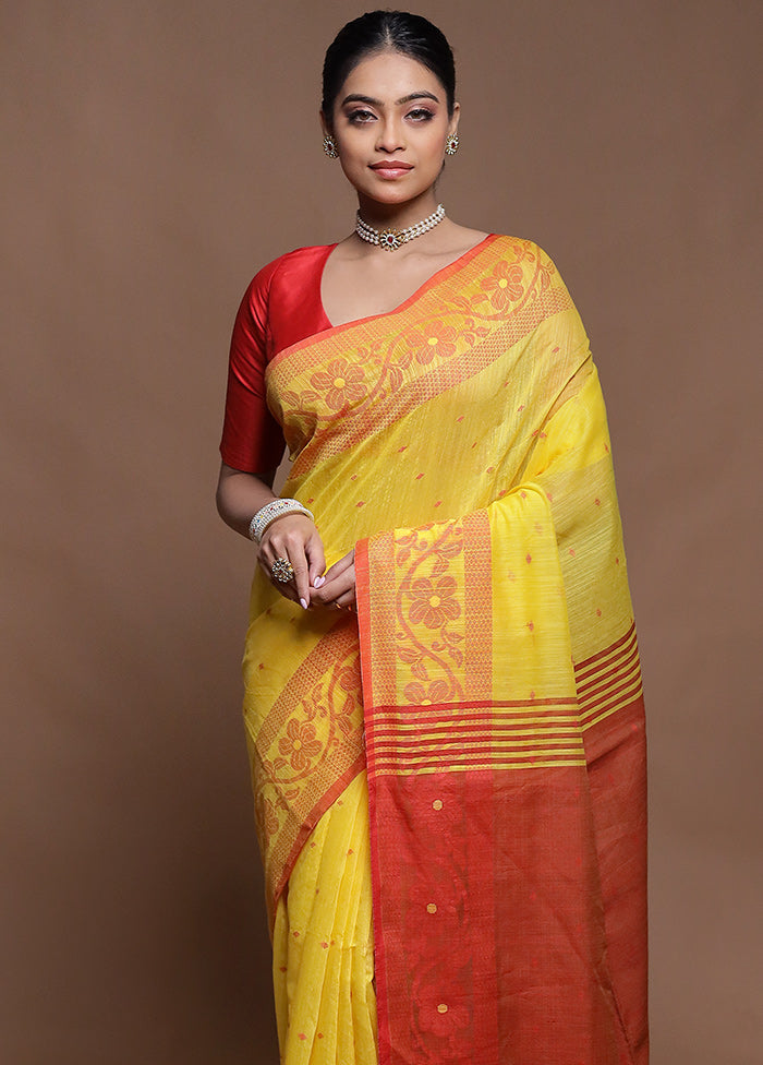Yellow Cotton Saree With Blouse Piece