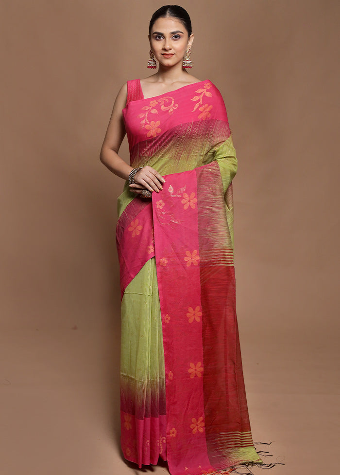 Green Cotton Saree With Blouse Piece