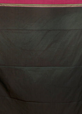 Green Cotton Saree With Blouse Piece