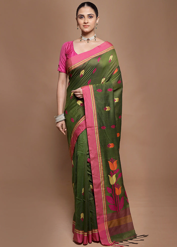 Green Pure Cotton Saree With Blouse Piece