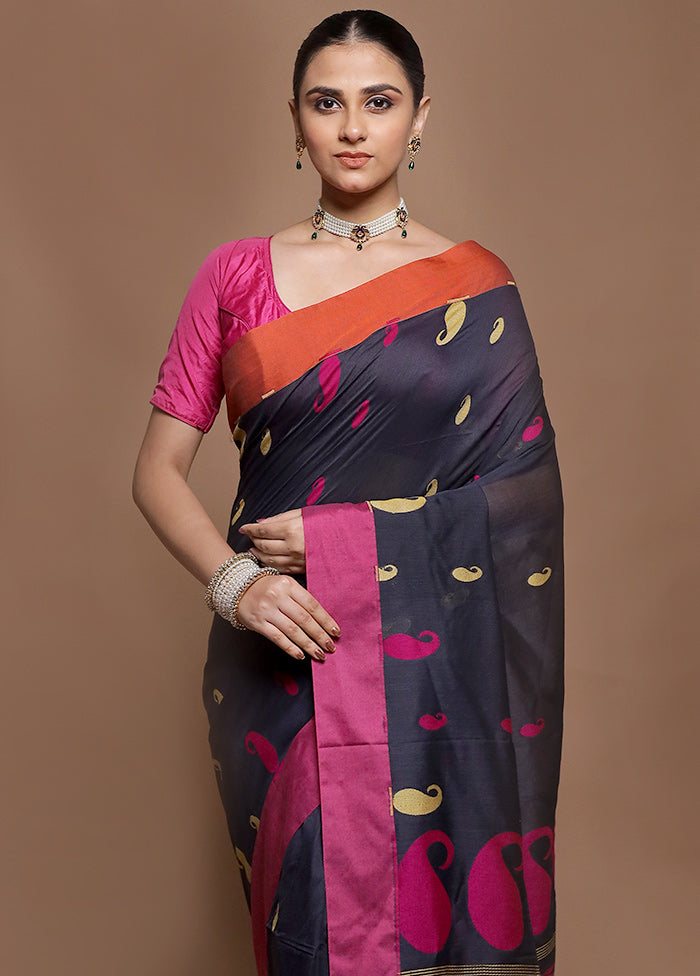 Grey Pure Cotton Saree With Blouse Piece