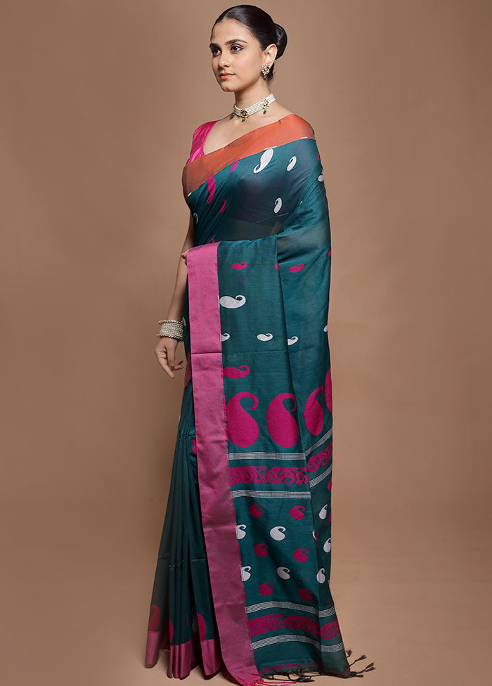 Green Pure Cotton Saree With Blouse Piece