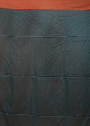 Green Pure Cotton Saree With Blouse Piece