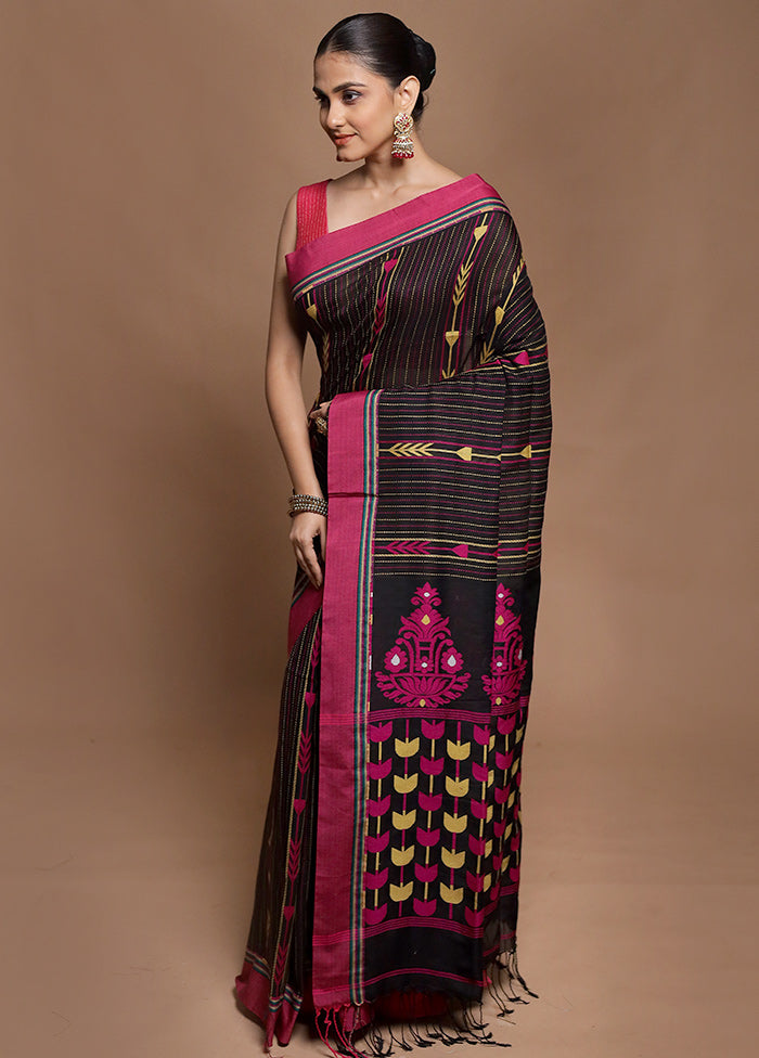 Black Pure Cotton Saree With Blouse Piece