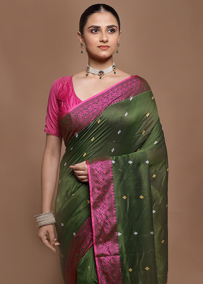 Green Pure Cotton Saree With Blouse Piece